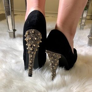 Studded Black Hi Heel Pump